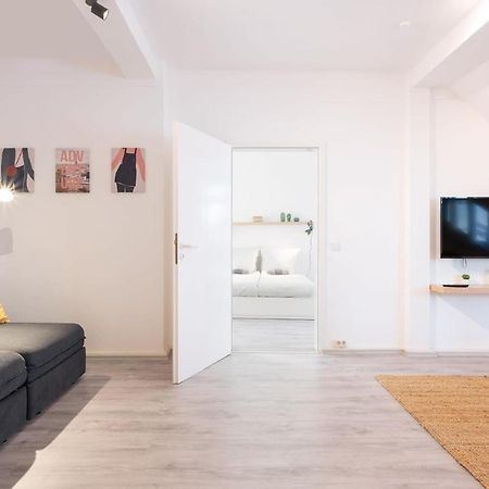 2 Bedroom Top Floor Apartment Direct On Marienplatz Munchen Bagian luar foto